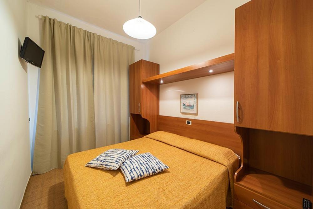 Hotel Belmare Porto Azzurro Buitenkant foto