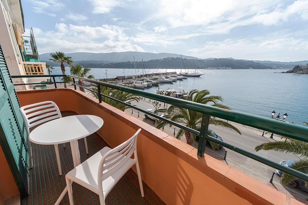 Hotel Belmare Porto Azzurro Buitenkant foto