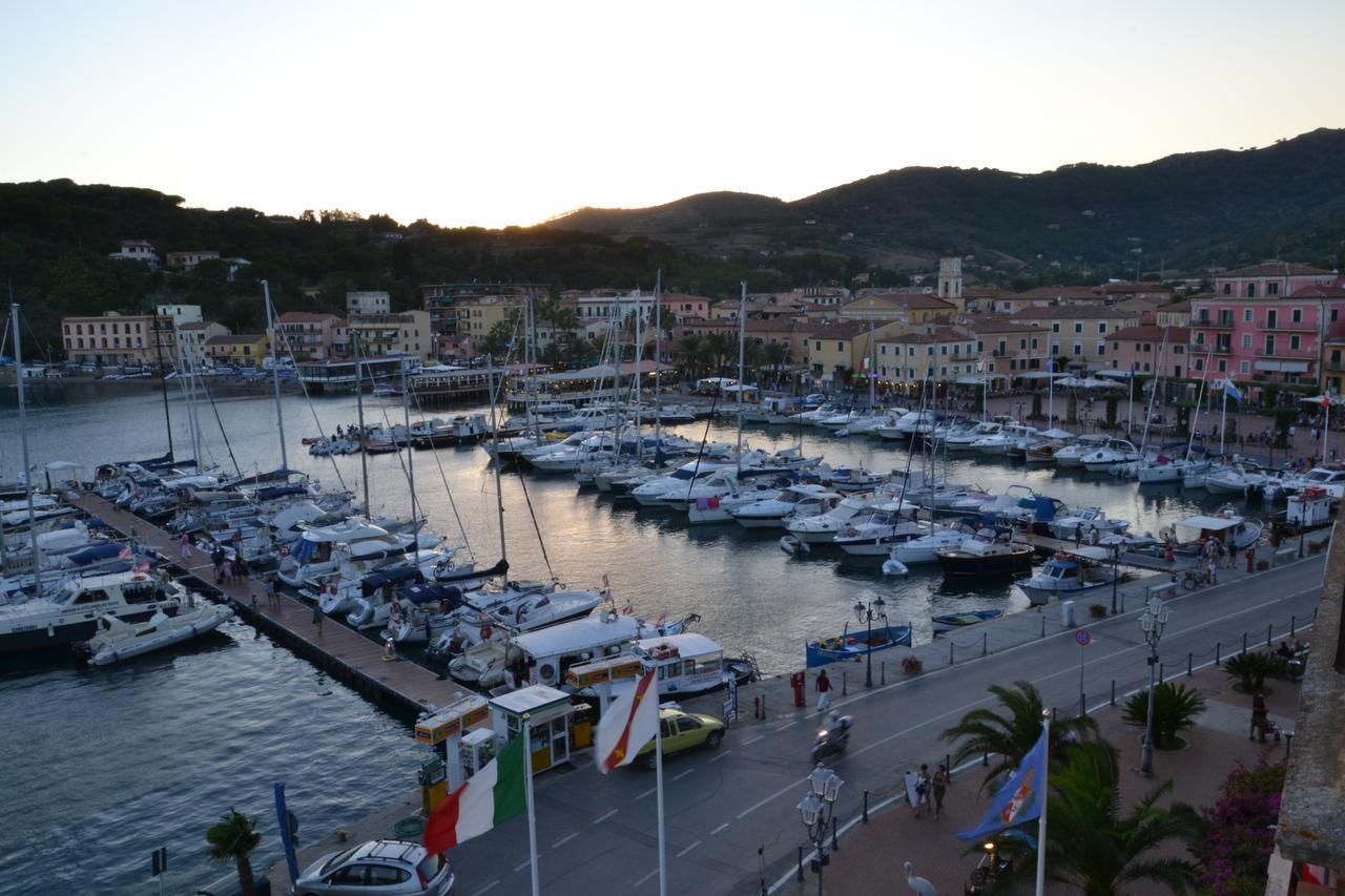 Hotel Belmare Porto Azzurro Buitenkant foto